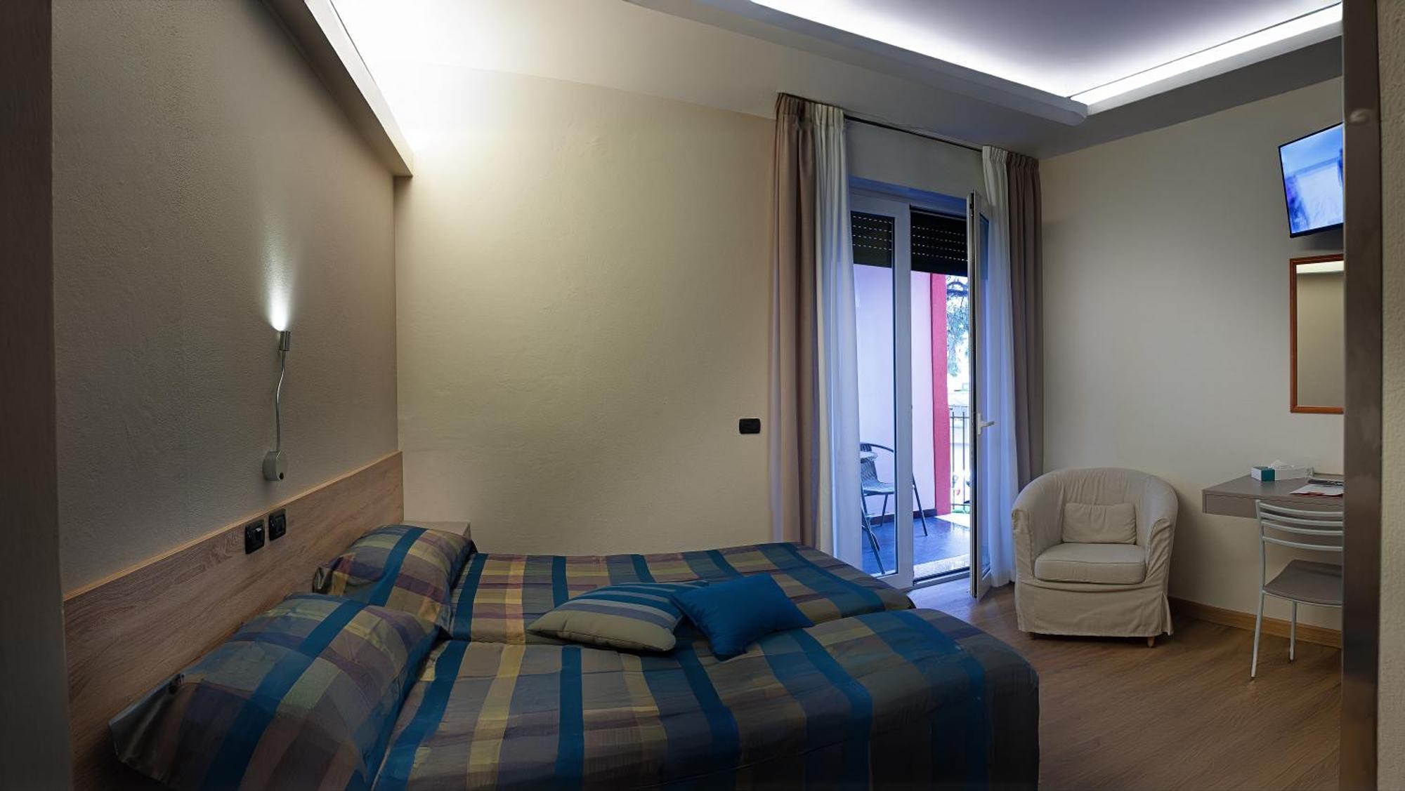 Hotel Savoia Λινιάνο Σαμπιαντόρο Εξωτερικό φωτογραφία