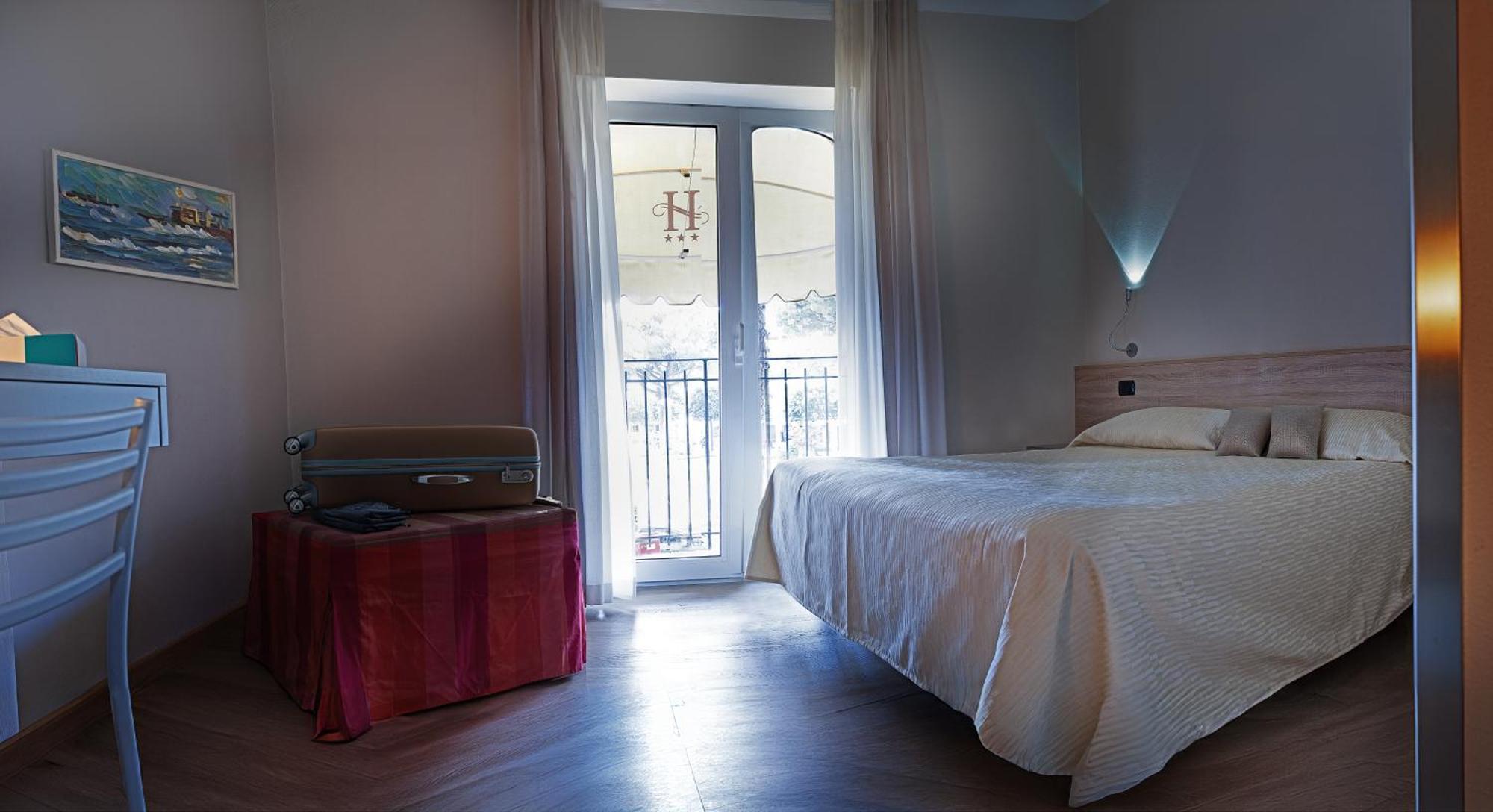 Hotel Savoia Λινιάνο Σαμπιαντόρο Εξωτερικό φωτογραφία
